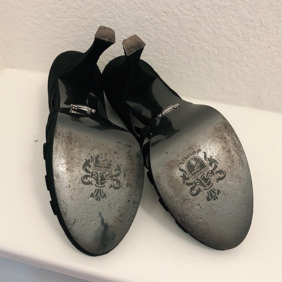 Fergie Suede Strappy Mary Jane Pumps in Black, Size 10 EXCELLENT! - Picture 9 of 14